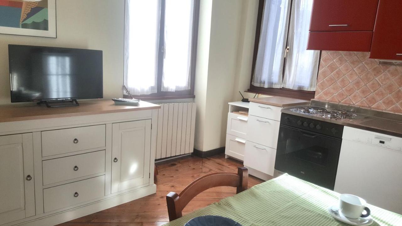 Monolocale In Centro A Verona Apartment ภายนอก รูปภาพ