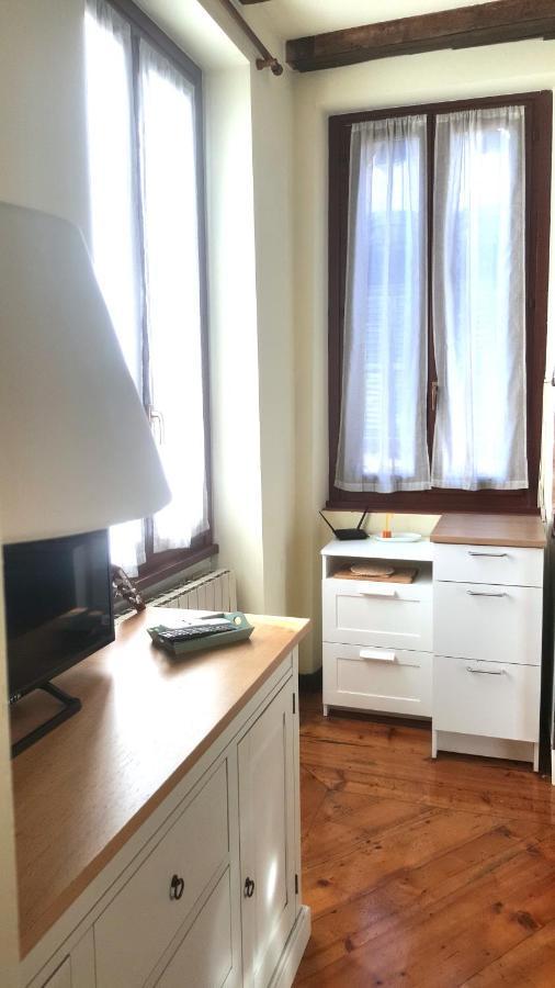 Monolocale In Centro A Verona Apartment ภายนอก รูปภาพ