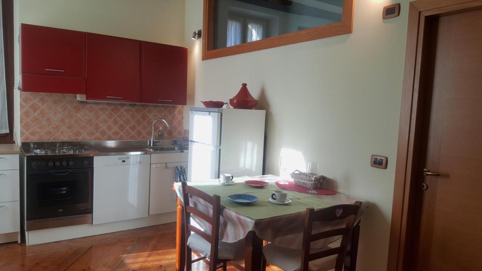 Monolocale In Centro A Verona Apartment ภายนอก รูปภาพ
