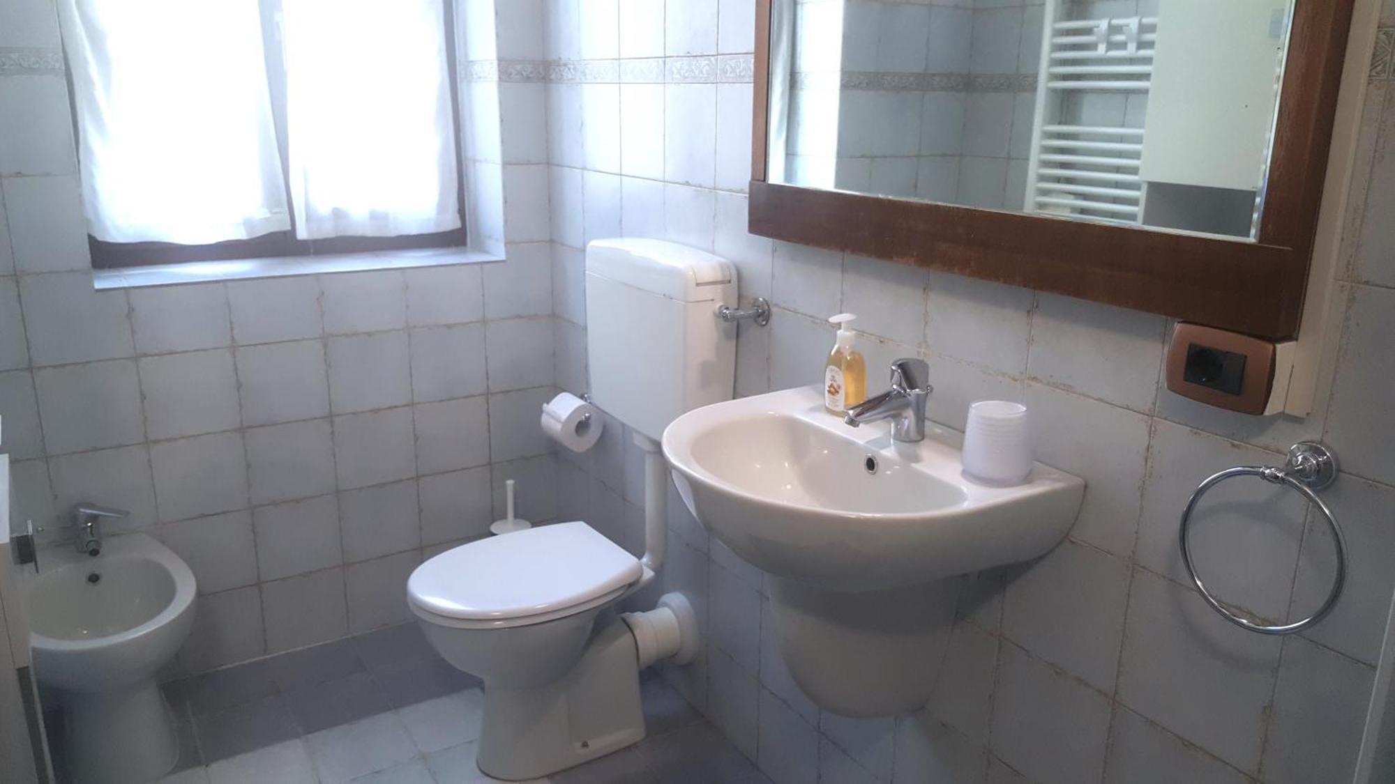 Monolocale In Centro A Verona Apartment ภายนอก รูปภาพ