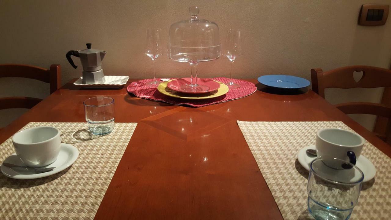 Monolocale In Centro A Verona Apartment ภายนอก รูปภาพ